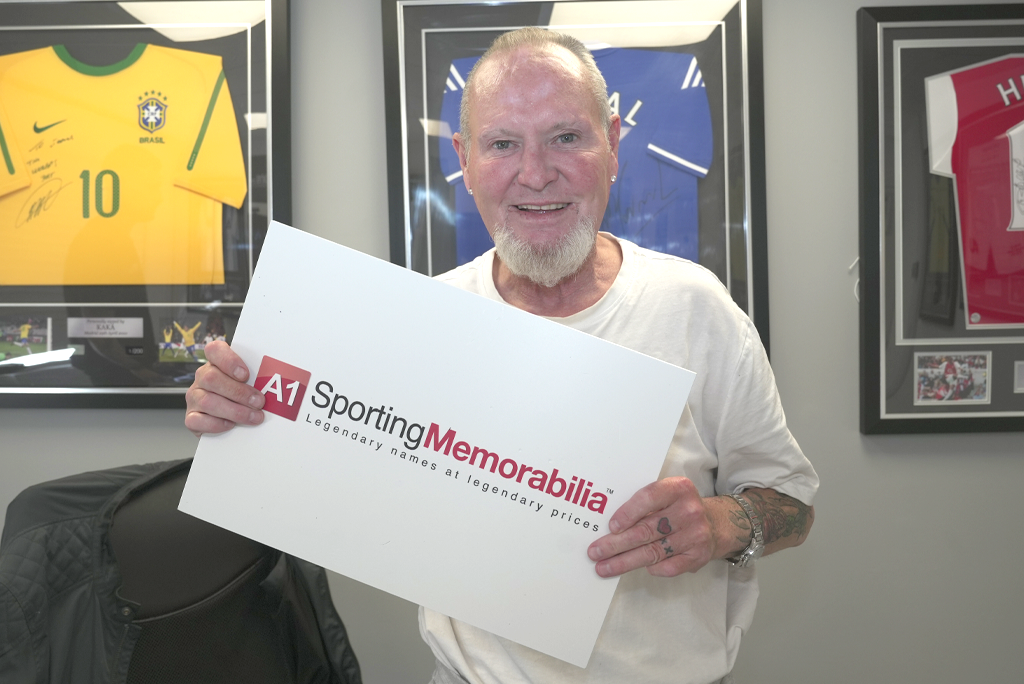 Paul Gascoigne signs with A1 Sporting Memorabilia on the 22nd September 2025, in Christchurch, UK.